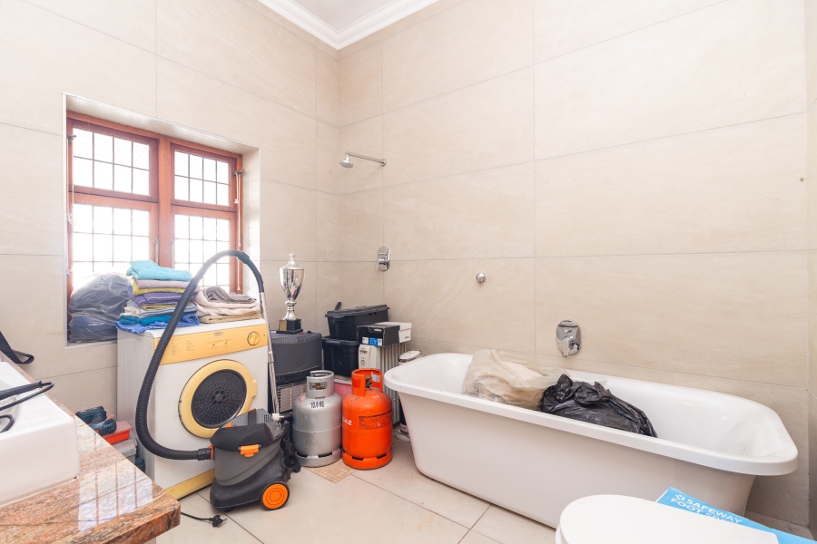 2 Bedroom Property for Sale in Pinelands Western Cape
